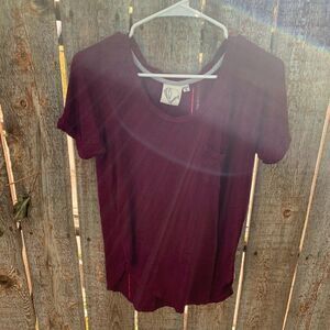 Janet Chung tshirts Vneck short sleeve size small